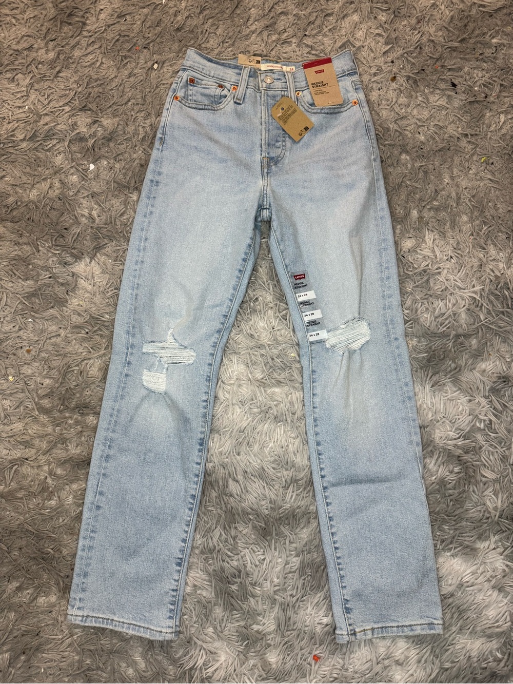 Levi’s Women’s High Rise Distressed Wedgie Straight Jeans - Light Wash 24x28